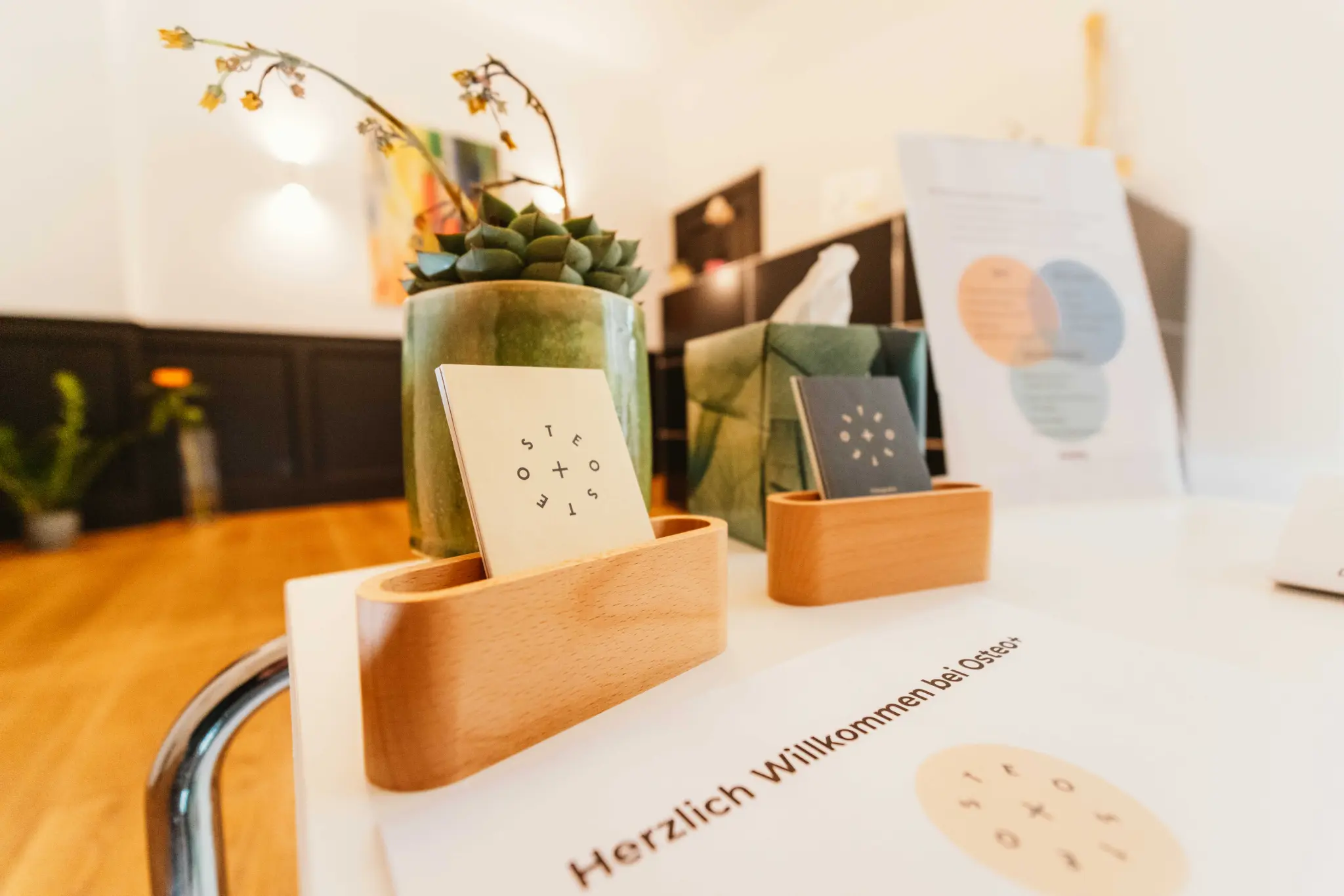 Visitenkarten und Willkommensmaterial